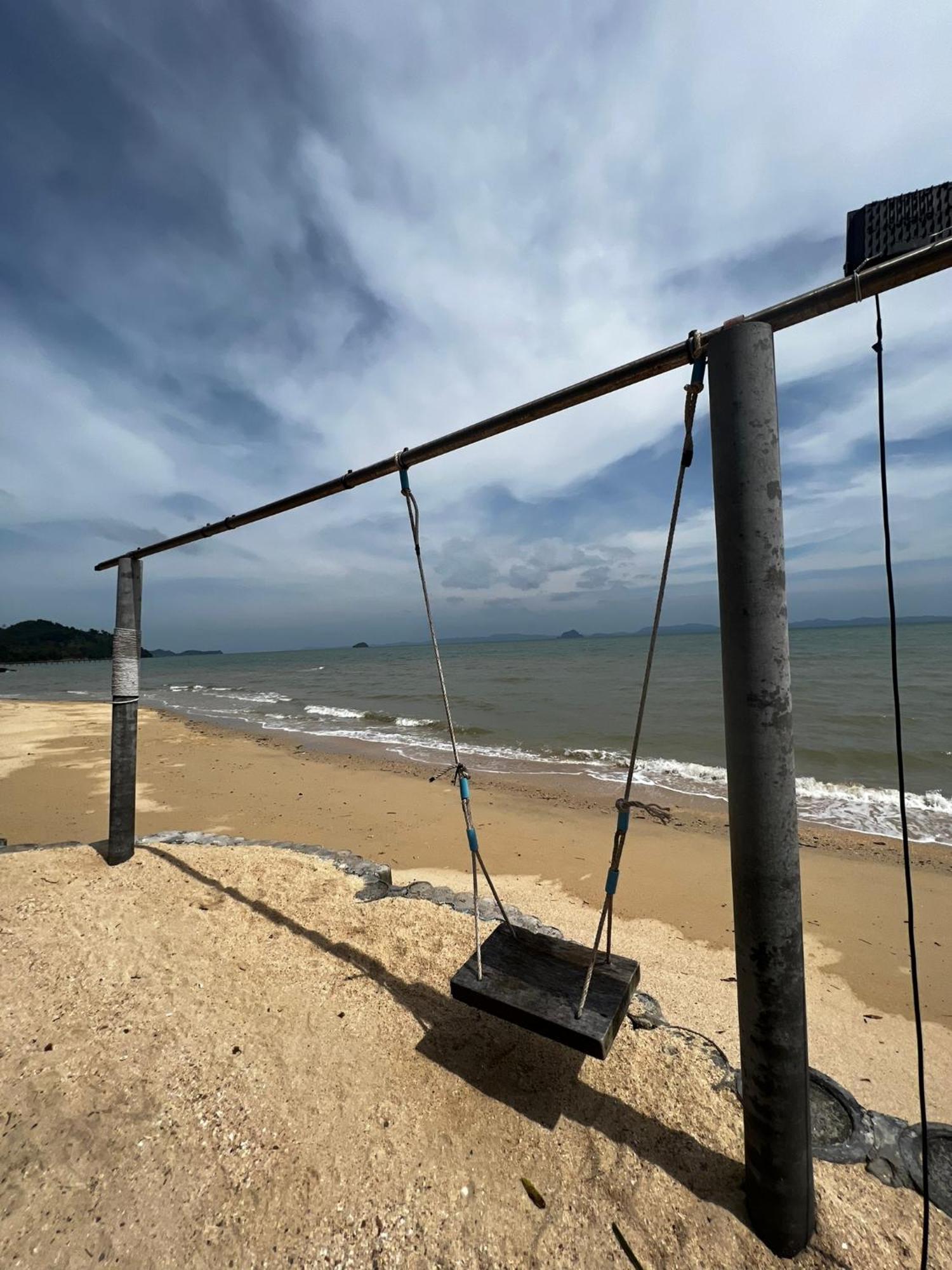 The Nchantra Beachfront Station touristique