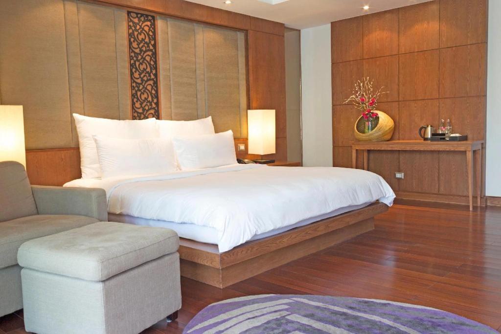 Tempat peranginan The Nchantra Beachfront *