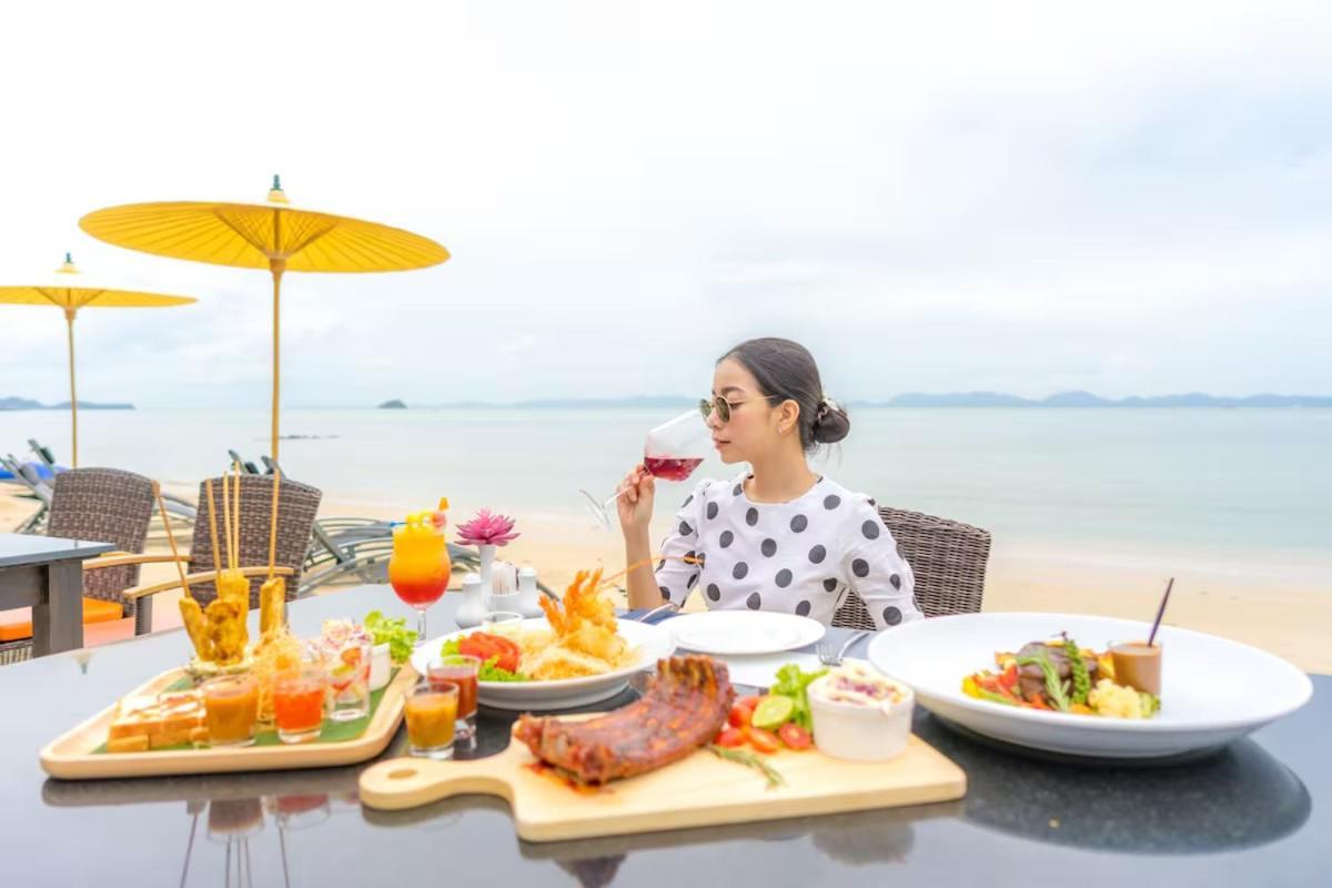 Tempat peranginan The Nchantra Beachfront *